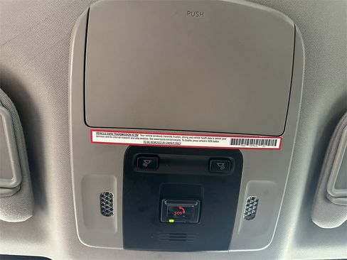 Used 2022 Toyota Camry LE image 25