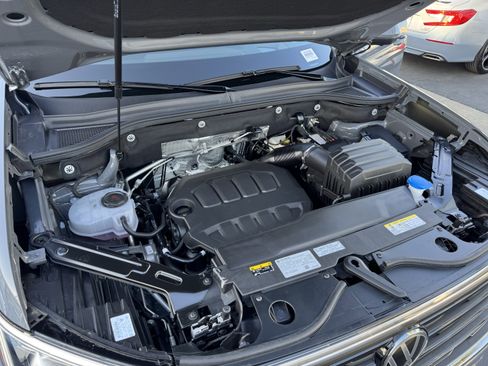 Certified 2025 Volkswagen Atlas Cross Sport SEL Premium R-Line image 41