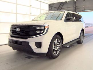 Used 2025 Ford Expedition Active AWD/4WD video 1