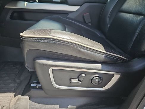 Used 2020 RAM 1500 Laramie AWD/4WD image 16