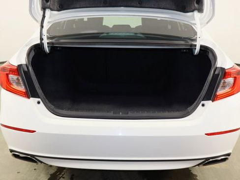 Used 2020 Honda Accord Sport image 17