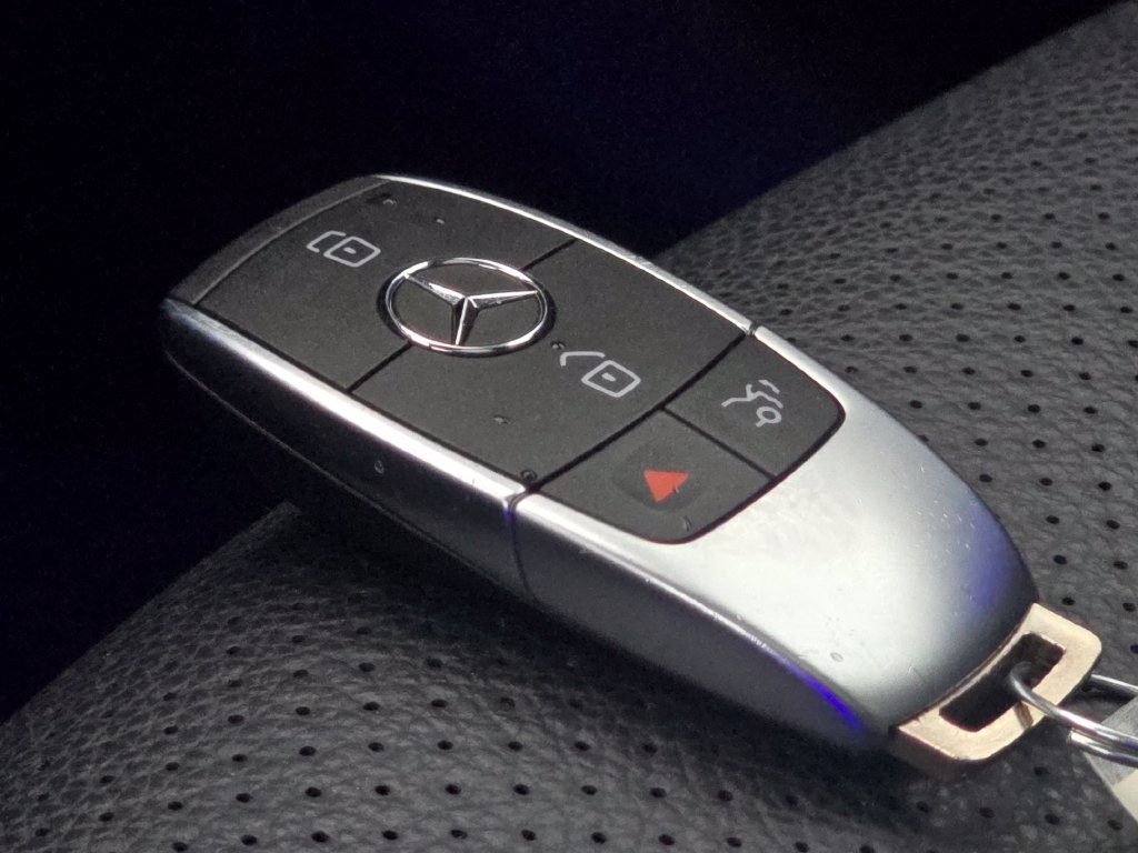 Certified 2021 Mercedes-Benz GLC 300 4MATIC image 31