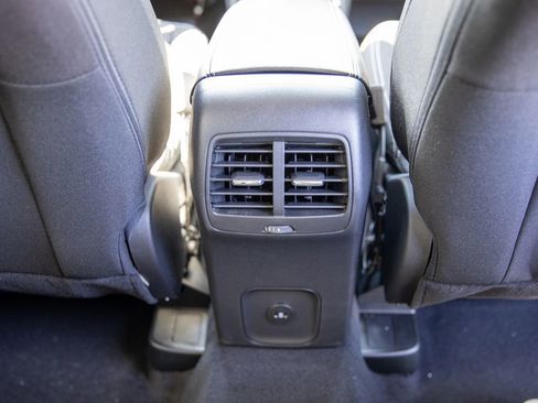 New 2026 Ford Escape Active w/ Cold Weather Package AWD/4WD image 17