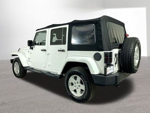 Used 2014 Jeep Wrangler Unlimited Sport image 28