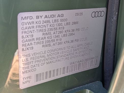 Used 2025 Audi Q5 Premium w/ Convenience Package AWD/4WD image 17
