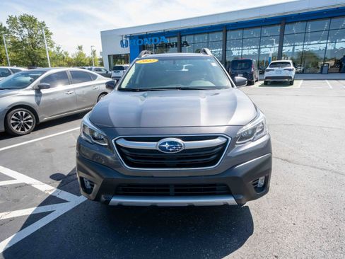 Used 2022 Subaru Outback Limited AWD/4WD image 2