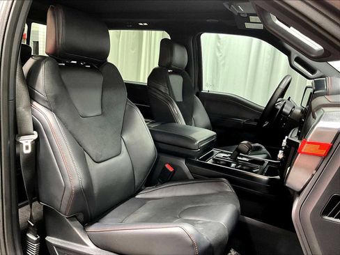 Used 2025 Ford F150 Raptor image 29