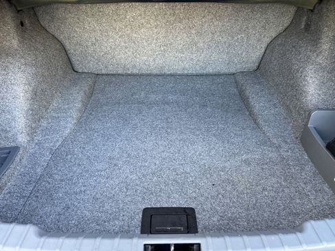 Used 2011 BMW 328i xDrive Sedan image 17