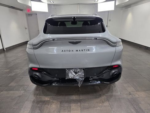 Used 2023 Aston Martin DBX AWD/4WD image 25