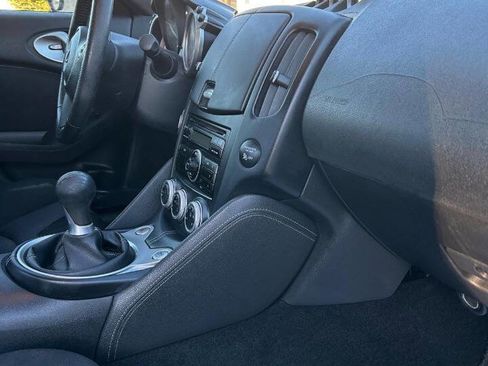 Used 2010 Nissan 370Z Touring w/ Sport Pkg image 35