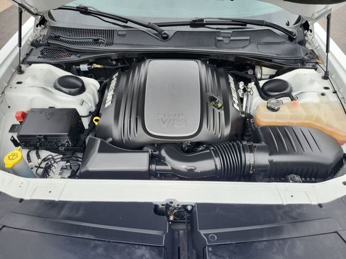 Used 2015 Dodge Challenger R/T Plus image 17