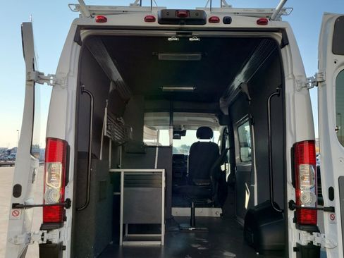 Used 2025 RAM ProMaster 1500 w/ Quick Order Package 22G SLT FWD image 9