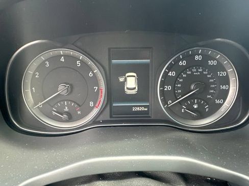 Used 2021 Hyundai Kona Ultimate w/ Cargo Package FWD image 13