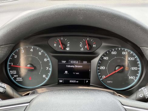 Used 2021 Chevrolet Equinox LS w/ LS Convenience Package FWD image 24