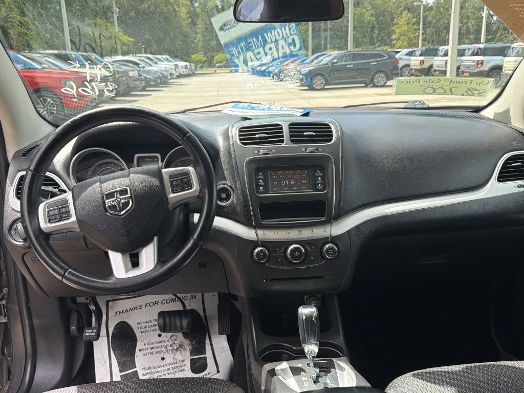 Used 2017 Dodge Journey SE w/ Flexible Seating Group FWD image 8