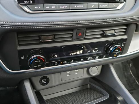 New 2026 Nissan Rogue SV AWD/4WD image 30