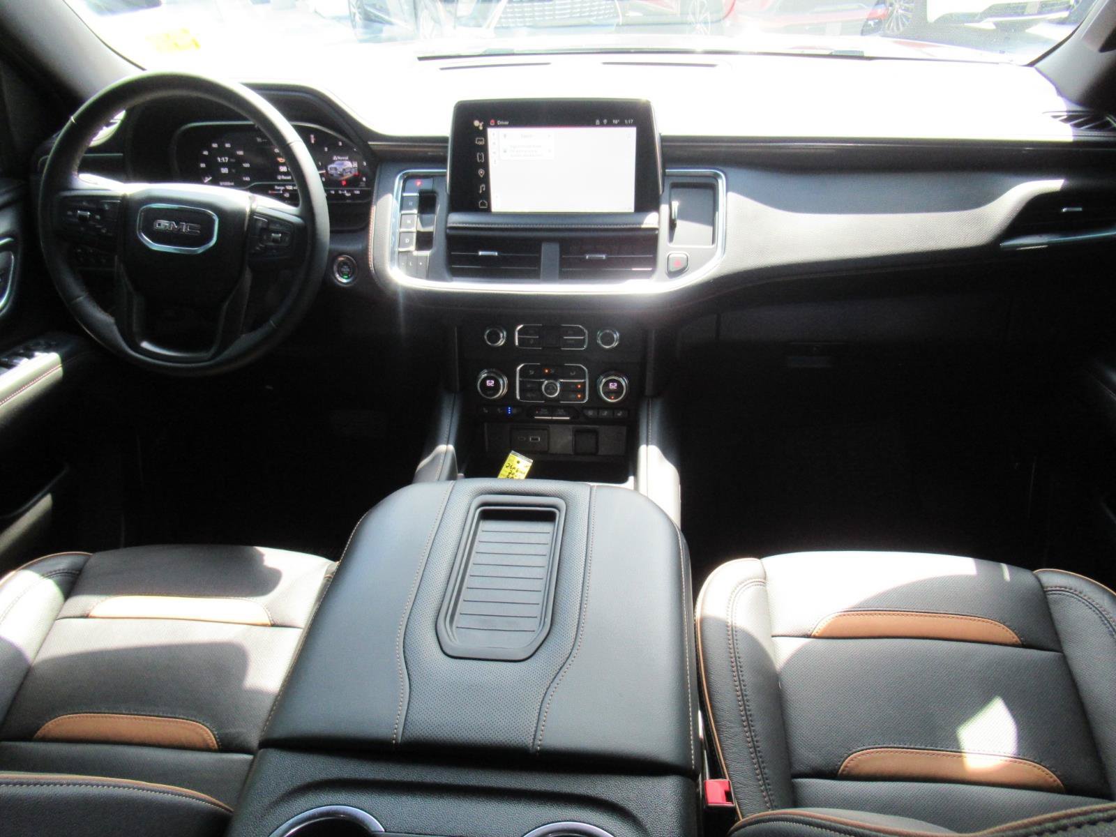 Used 2023 GMC Yukon AT4 w/ AT4 Premium Plus Package AWD/4WD image 11