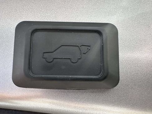 Used 2023 Toyota RAV4 XLE Premium AWD/4WD image 16