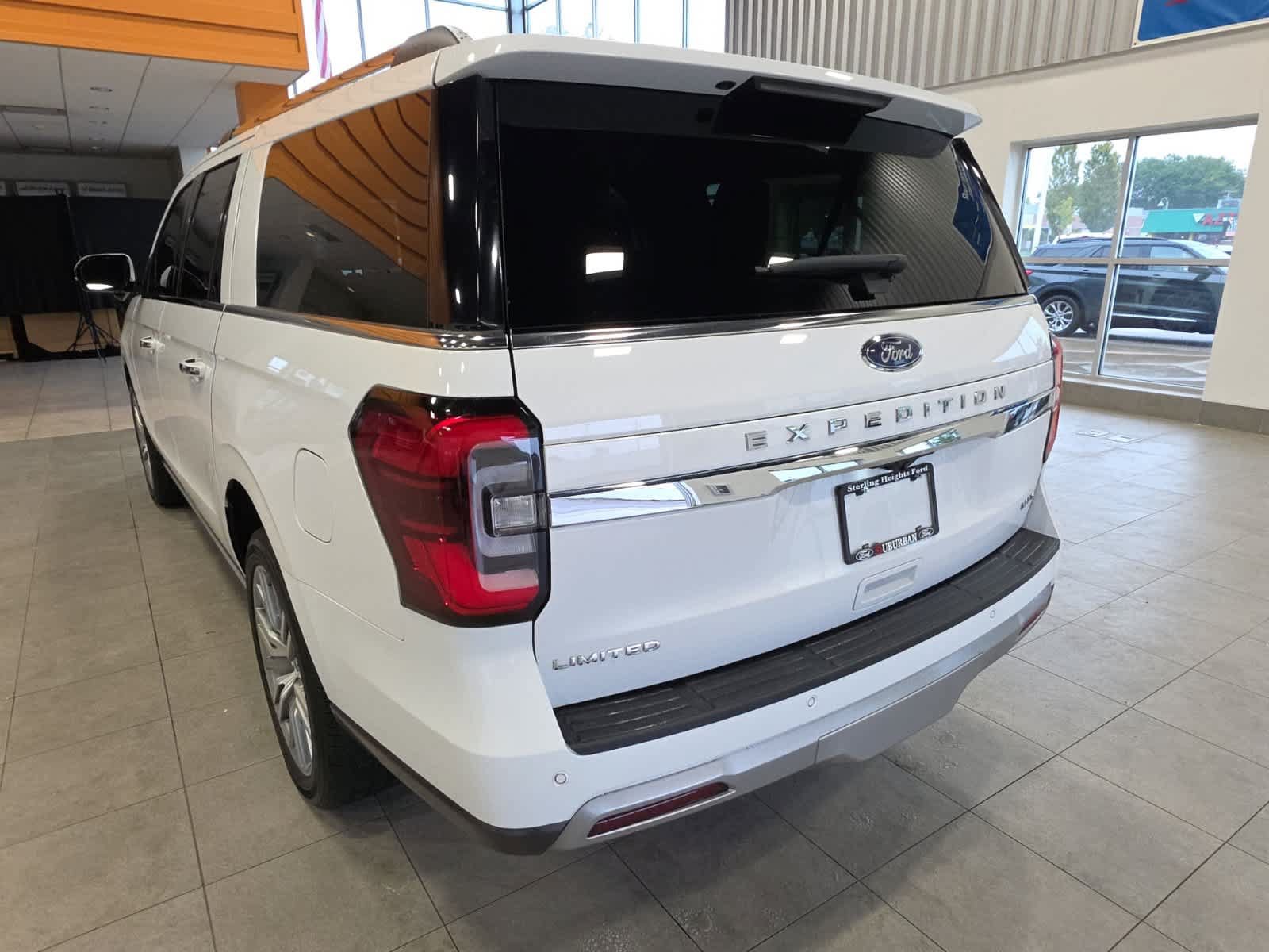 Used 2023 Ford Expedition Max Limited AWD/4WD image 11