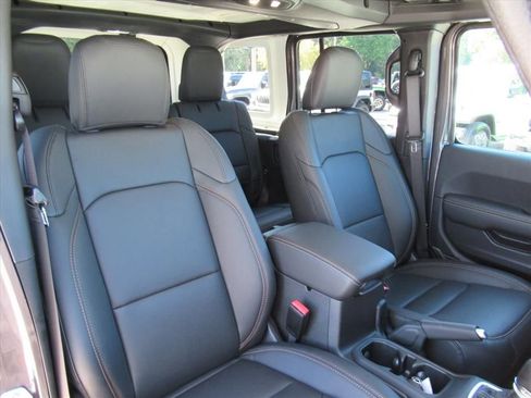 New 2026 Jeep Wrangler Sahara image 9