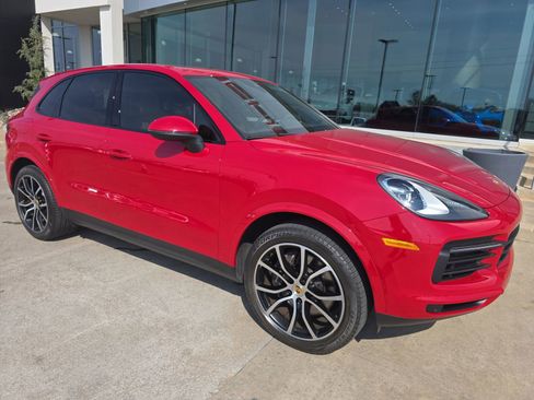 Used 2021 Porsche Cayenne AWD/4WD image 9