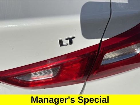 Used 2024 Chevrolet Malibu LT image 48