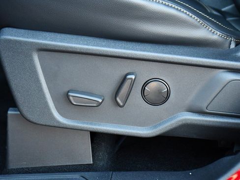 New 2025 Ford Bronco Badlands image 14