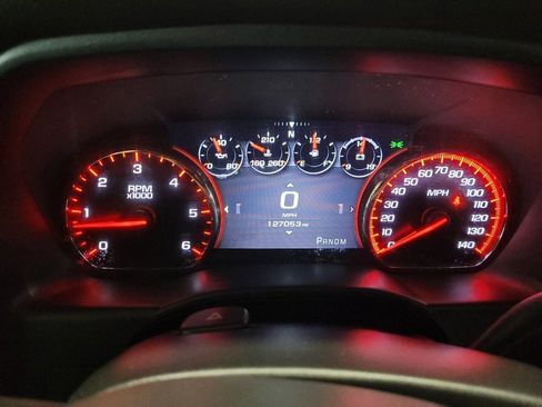 Used 2016 GMC Sierra 1500 Denali w/ Enhanced Driver Alert Package AWD/4WD image 23