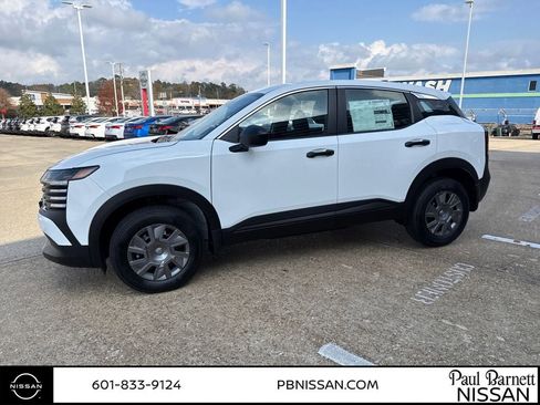 New 2026 Nissan Kicks S image 15