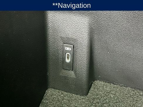 Used 2022 Volkswagen Atlas SEL Premium image 15