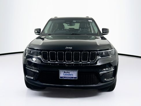 Used 2023 Jeep Grand Cherokee Limited AWD/4WD image 2