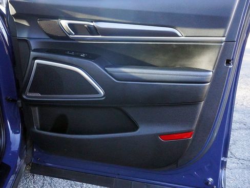 Used 2024 Kia Telluride S w/ S Sunroof Package image 23