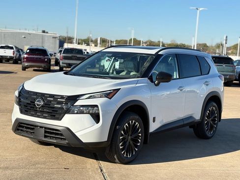 New 2026 Nissan Rogue Dark Armor FWD image 6