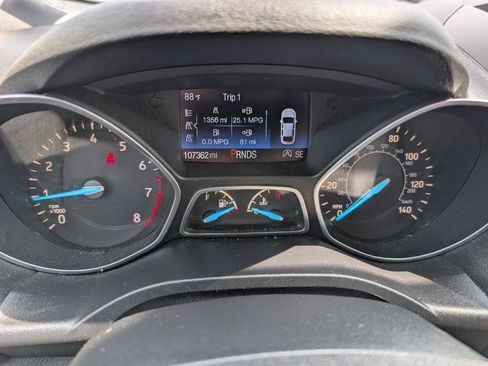 Used 2017 Ford Escape SE FWD image 18