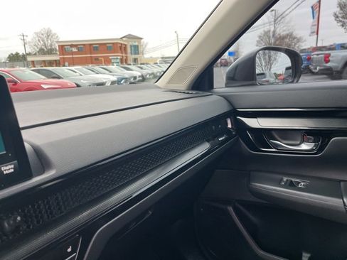 Used 2023 Honda CR-V EX-L image 29