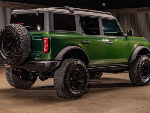 Used 2023 Ford Bronco Badlands AWD/4WD image 9