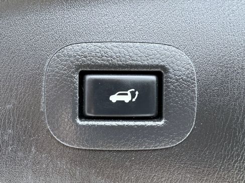 Used 2019 Nissan Armada Platinum w/ Captain's Chairs Package image 50