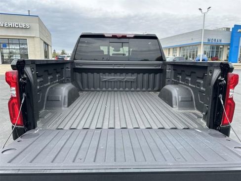 Certified 2023 Chevrolet Silverado 1500 ZR2 w/ Technology Package AWD/4WD image 27