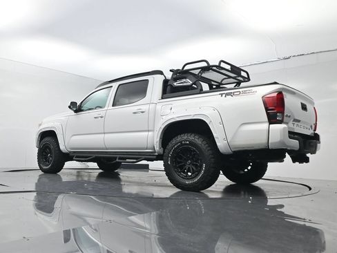 Used 2023 Toyota Tacoma SR AWD/4WD image 21