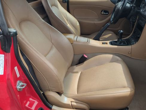 Used 2001 MAZDA MX-5 Miata RWD image 19