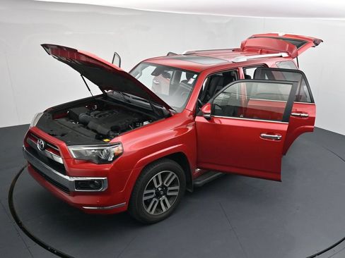 Used 2023 Toyota 4Runner Limited AWD/4WD image 26