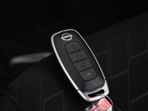 Certified 2024 Nissan Kicks SR FWD image 28