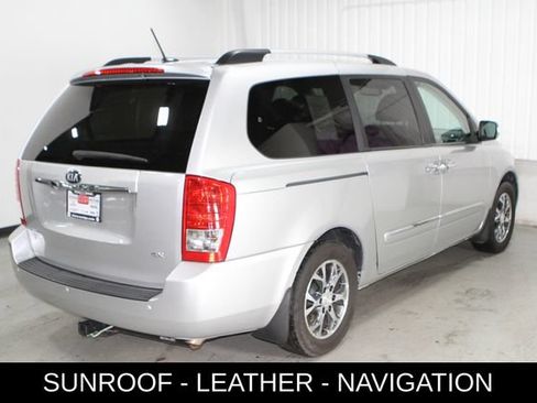 Used 2014 Kia Sedona EX w/ Navigation Package FWD image 34