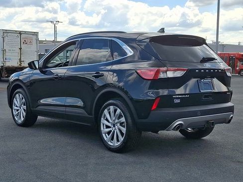 Used 2022 Ford Escape Titanium w/ Titanium Elite Package AWD/4WD image 4