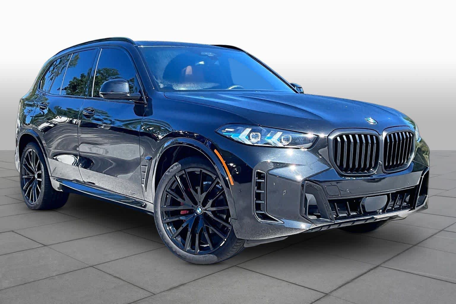 Used 2025 BMW X5 xDrive40i w/ Executive Package AWD/4WD image 3