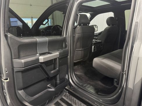Used 2018 Ford F150 XLT w/ Equipment Group 302A Luxury AWD/4WD image 10