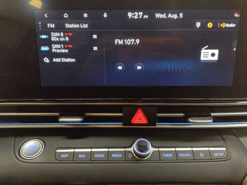 Used 2024 Hyundai Elantra SEL w/ Convenience Package FWD image 25