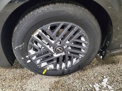 New 2026 Nissan Sentra SV image 9