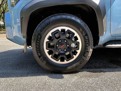 Used 2026 Toyota 4Runner TRD Off-Road Premium AWD/4WD image 34