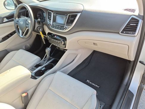 Used 2017 Hyundai Tucson SE FWD image 17
